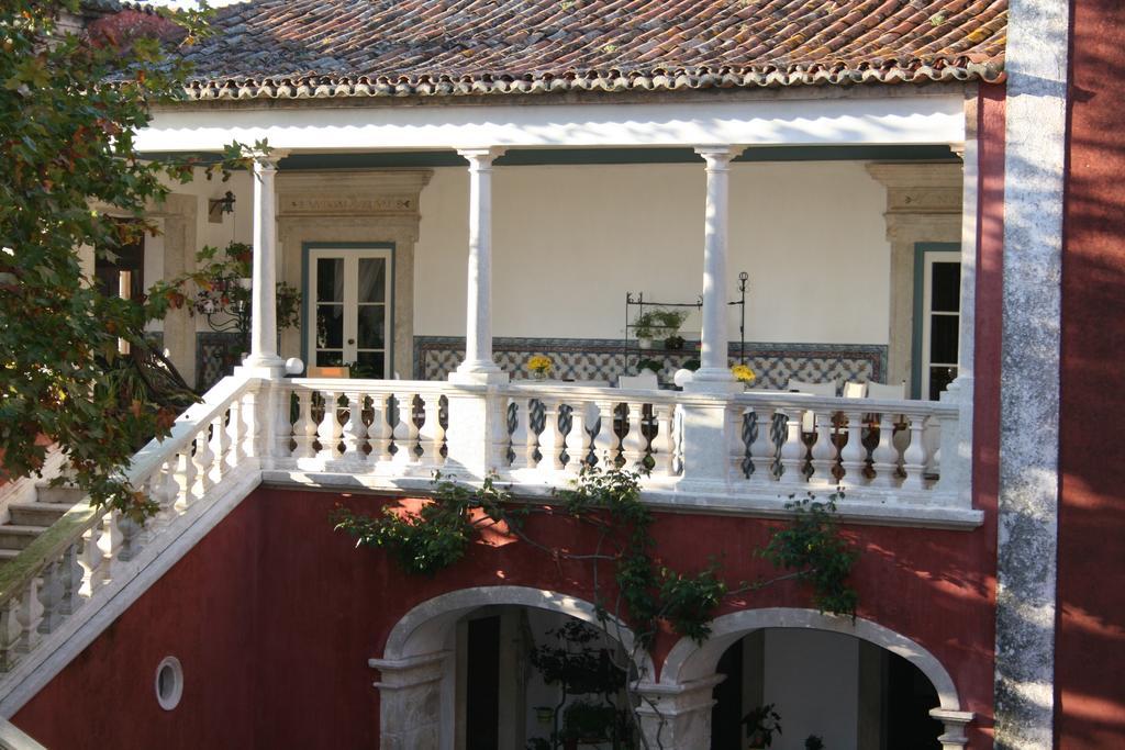 Bed and Breakfast Casa Dos Vargos Torres Novas Exterior foto