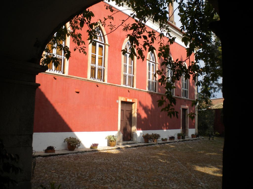 Bed and Breakfast Casa Dos Vargos Torres Novas Exterior foto
