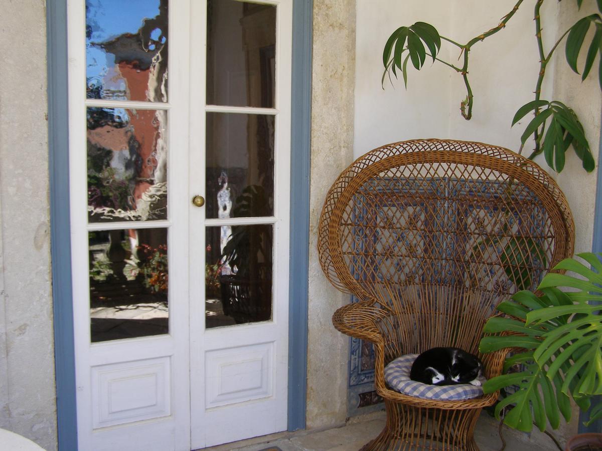Bed and Breakfast Casa Dos Vargos Torres Novas Exterior foto